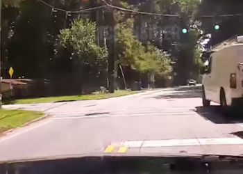 100MPH Police Chase Goes Horribly Wrong_part2