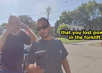 Chaos Erupts After Man Gets Fired_part2