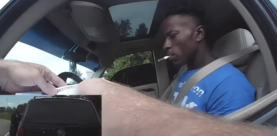 Bodycam Shows Deputy Hanging Onto SUV Before Shooting Driver_part2