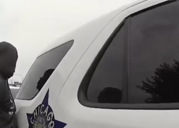 Bodycam Shows Intense Shootout Between Chicago Police Carjacking_part2