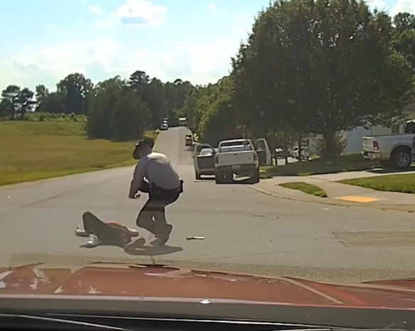 Dashcam Shows Trooper Shooting Man Who Came Out Of His Car Gun in His Hand_part2