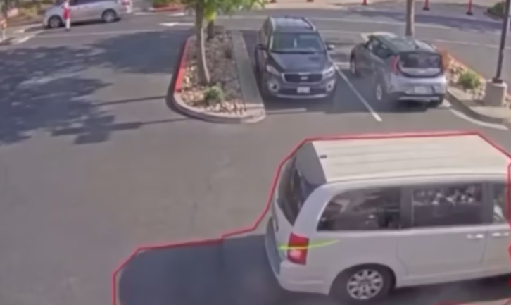 Manteca Police Officers Shoot Man After He Rams Patrol Cars at In Out_part2