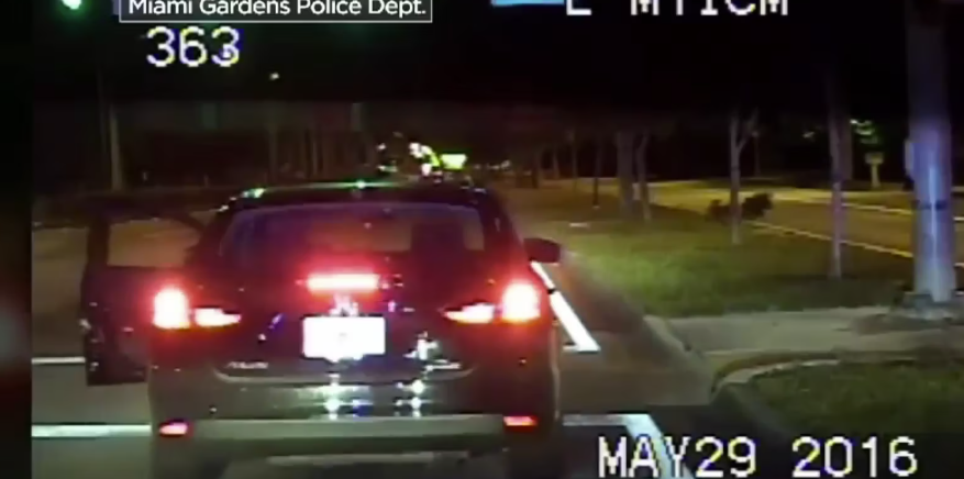 Dashcam Shows Routine Traffic Stop Turns Into Police_part2
