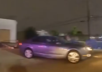 Houston Officer Shot Multiple Times by Suspect After Ambush Style Attack_part2